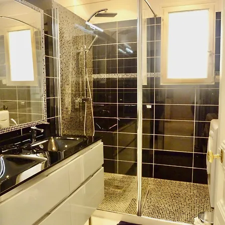 Palais Augusta- Cat3615- 2bedrooms *